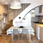 Dom wakacyjny Maison Cosy A Avec Piscine *