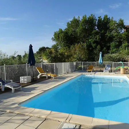 Maison Cosy A Avec Piscine Nyaraló