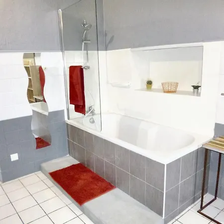 Maison Cosy A Avec Piscine Holiday home